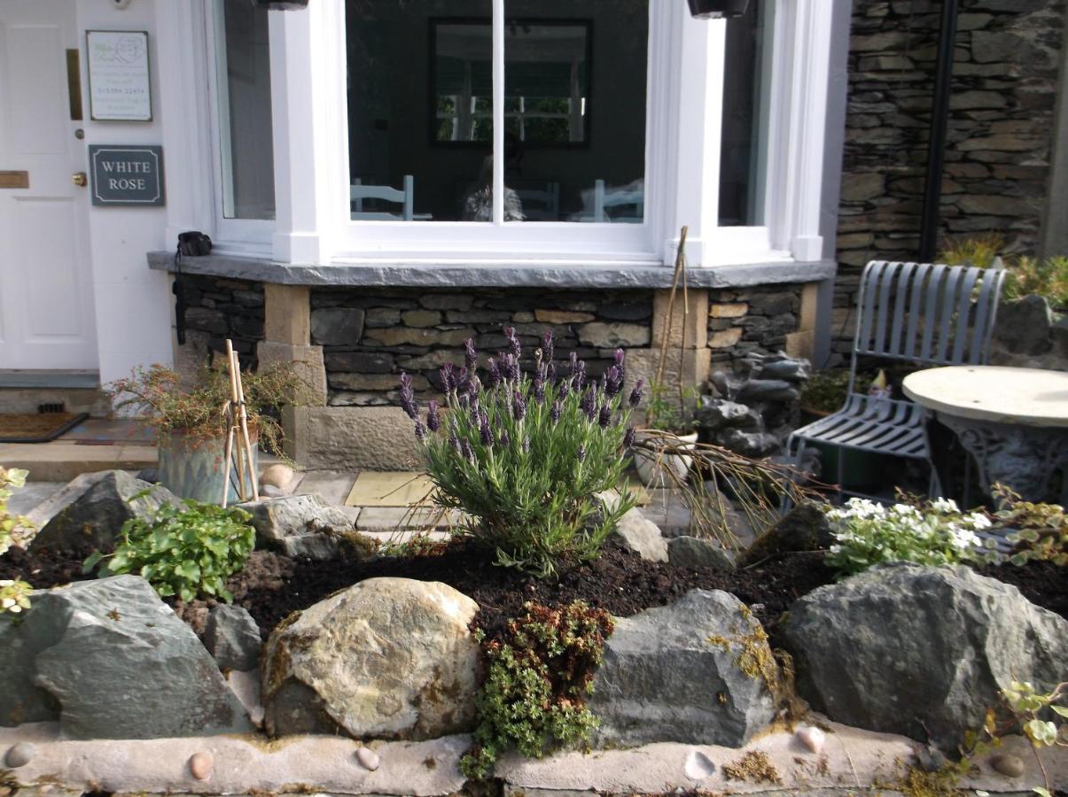 Hotel White Rose à Windermere Extérieur photo